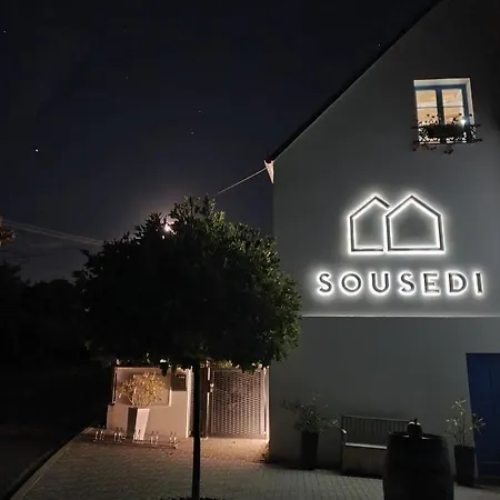 Sousedi