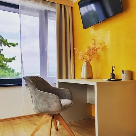 Sousedi Oda ve Kahvaltı 4*