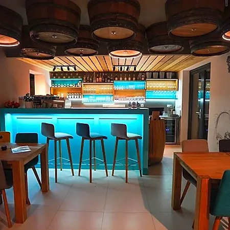Sousedi Bed & Breakfast Pavlov