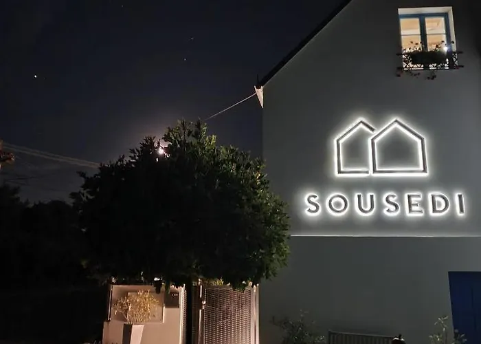 Sousedi