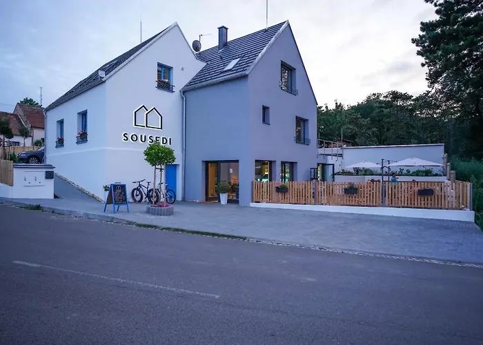 Sousedi Bed & Breakfast 4*